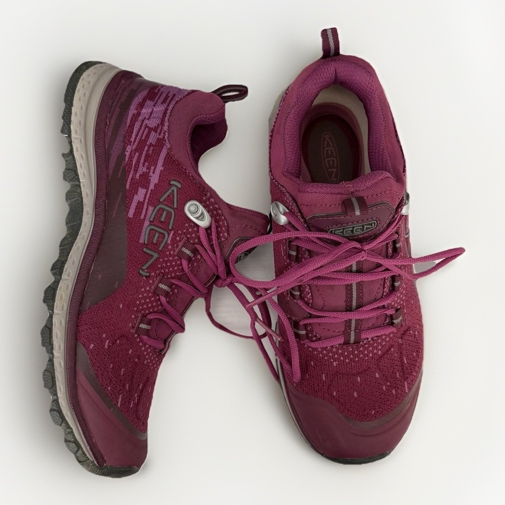 KEEN Berry Trail Hiking Shoes Women's US 7 Gorpcore Outdoor Knit